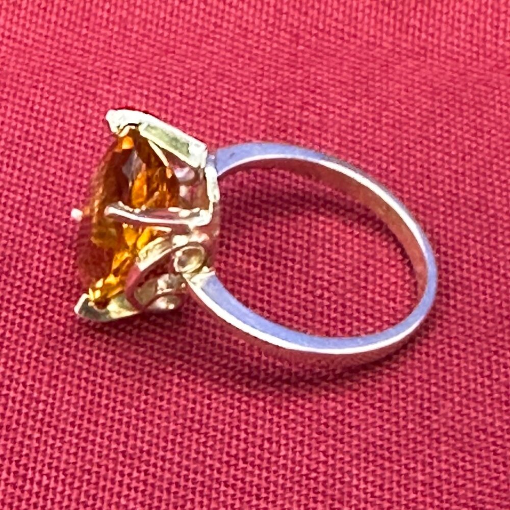 Large Natural Citrine Stone Ring on Silver Base.  Size 8. - Picture 13 of 14